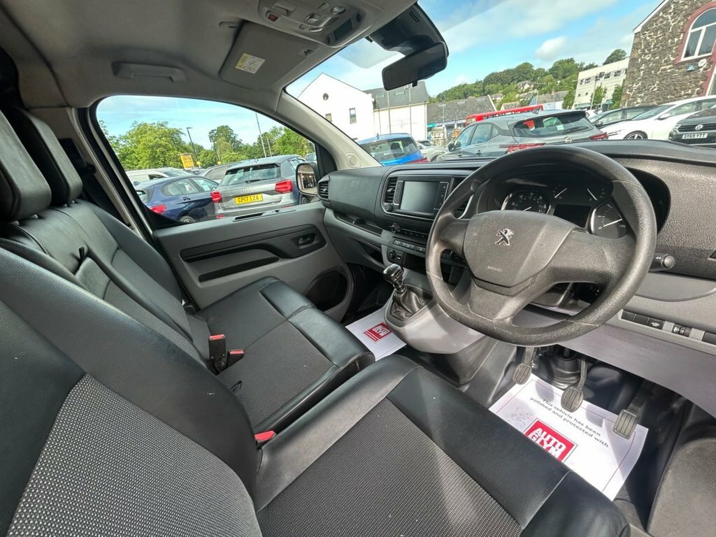 Peugeot Expert 1.5L Professional 6Dr White #2