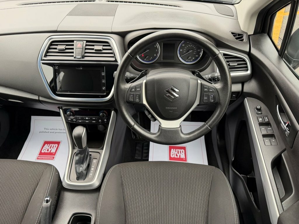 Suzuki SX4 S Cross 1L Sz-t Black #2