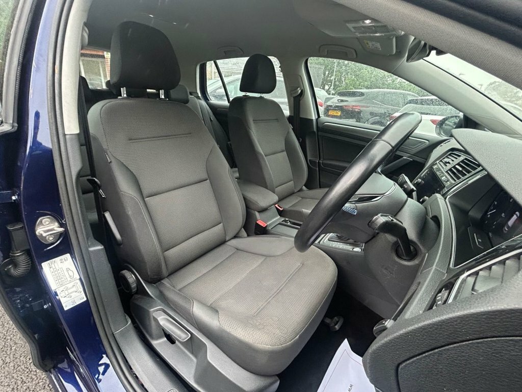 Volkswagen e-Golf Hatchback Blue #6