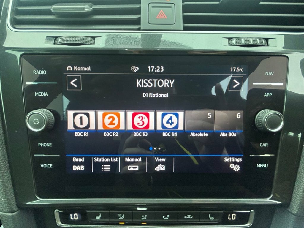 Volkswagen e-Golf 99Kw E-golf 35Kwh Black #20