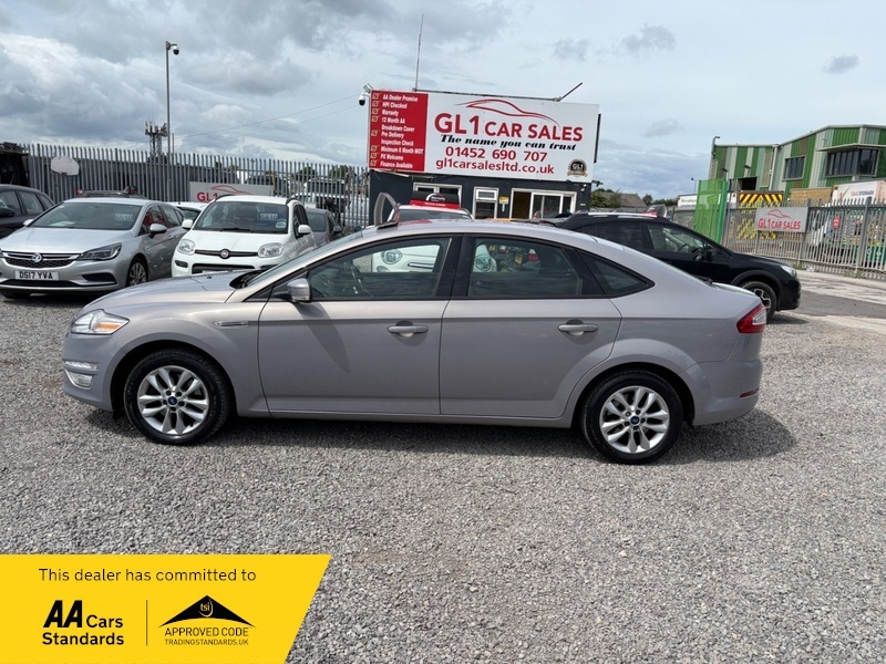 Ford Mondeo Graphite06 2027 Mot Mot Silver #4