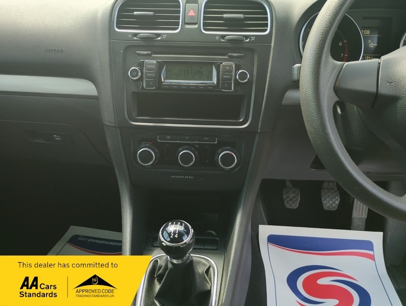 Volkswagen Golf Hatchback Silver #4