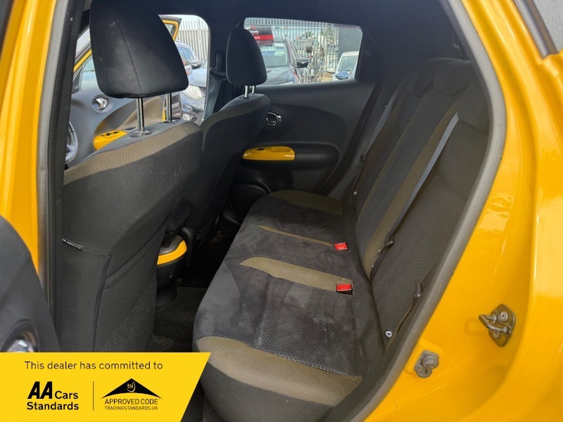 Nissan Juke Tekna White #13