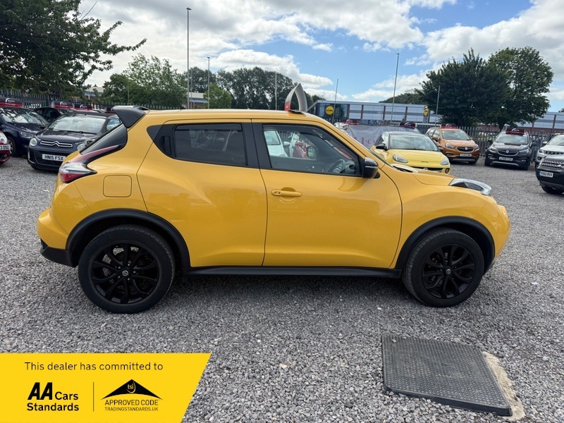 Nissan Juke Tekna White #8