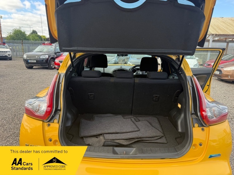 Nissan Juke Tekna White #14