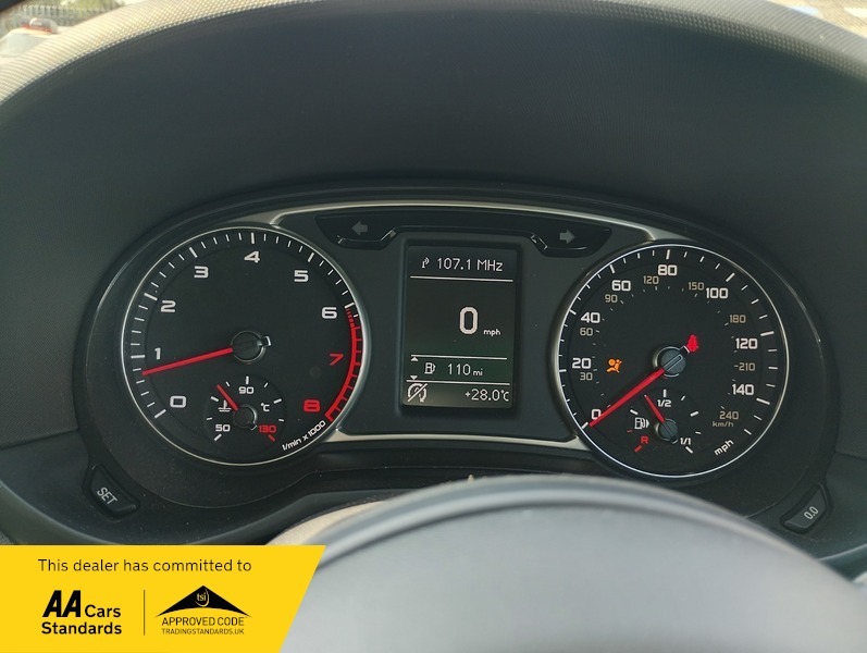 Audi A1 Sportback Tfsi Sportfull Audi EK14EYR Black #3