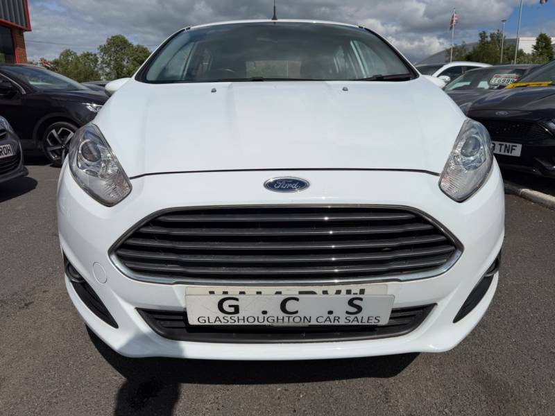 Ford Fiesta 1.6 Zetec Powershift - 2014 14 White #6