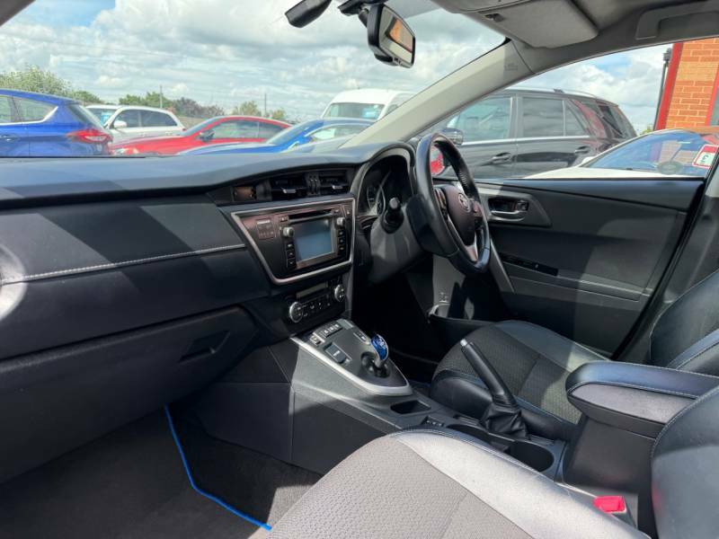 Toyota Auris 1.8 Vvti Hybrid Excel Cvt Nav -Full Toy GX65MOV Grey #3