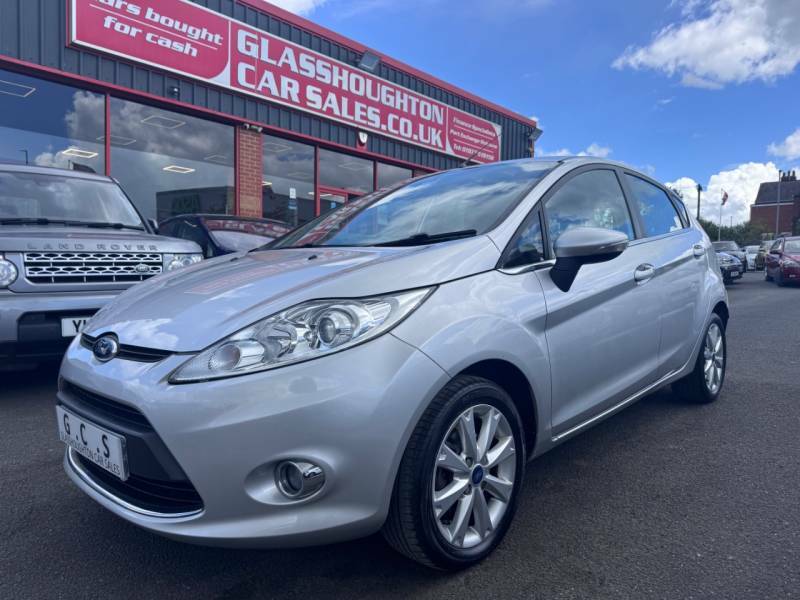 Ford Fiesta 1.25 Zetec 82 - 2 Former Keepers - Full Serv Silver