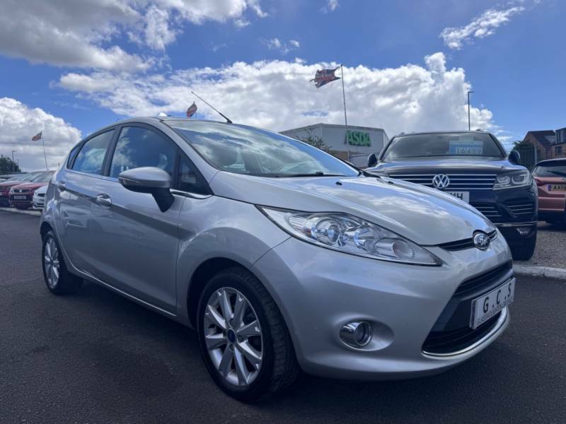 Ford Fiesta 1.25 Zetec 82 - 2 Former Keepers - Full Serv Silver #2