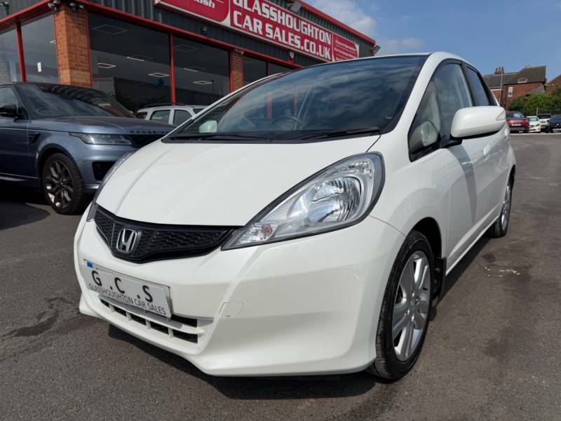 Honda Jazz 1.4 I-vtec Es Plus -1 Former Keeper - Service White