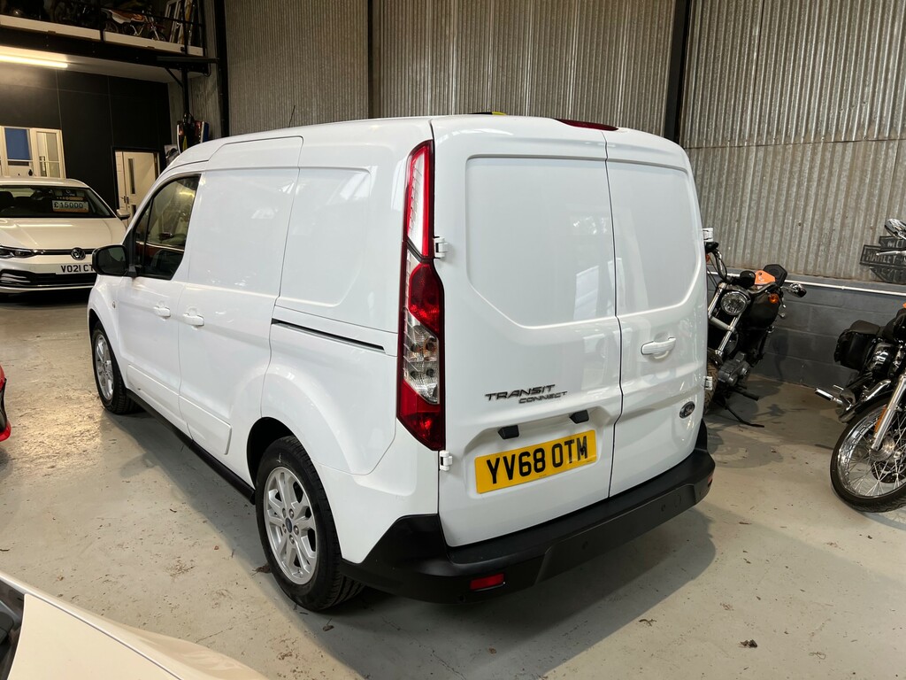 Ford Transit Connect 200 Limited Tdci Swb 3 Seats YV68OTM #4