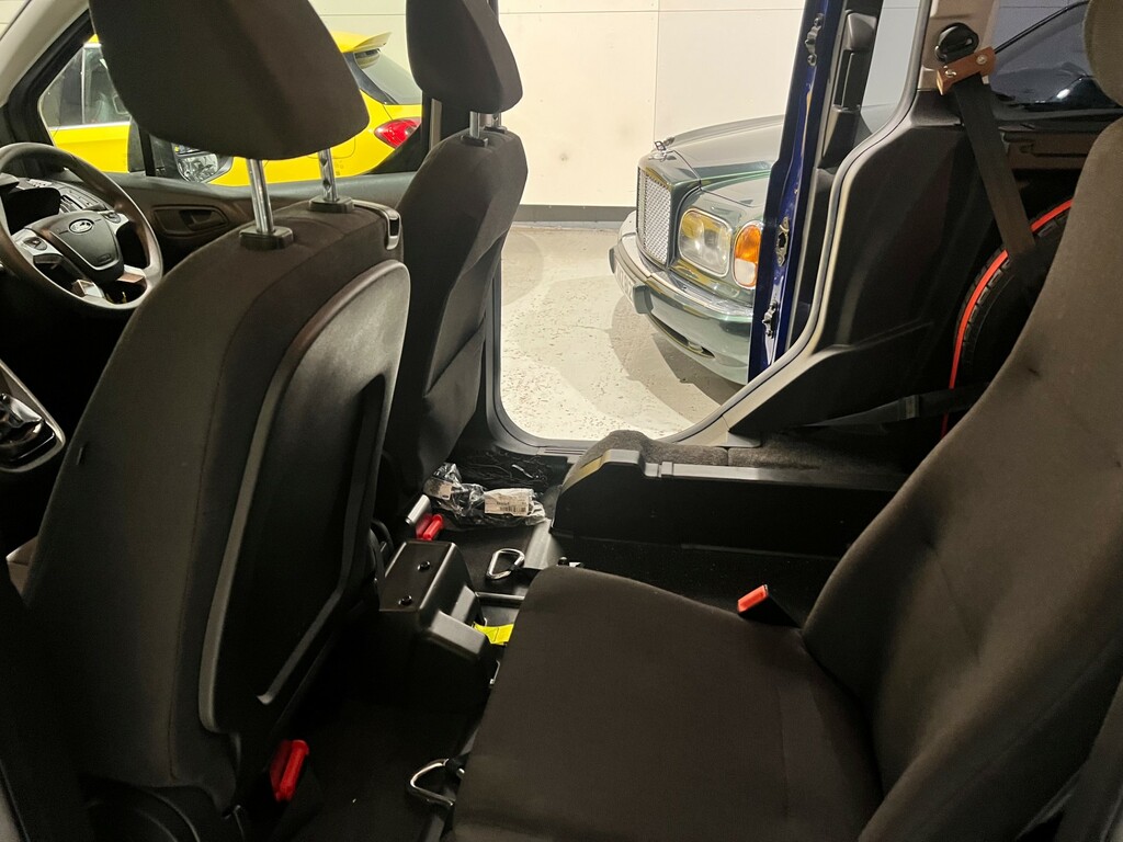 Ford Tourneo Connect 1.5 Tdci Titanium Powershift  #21