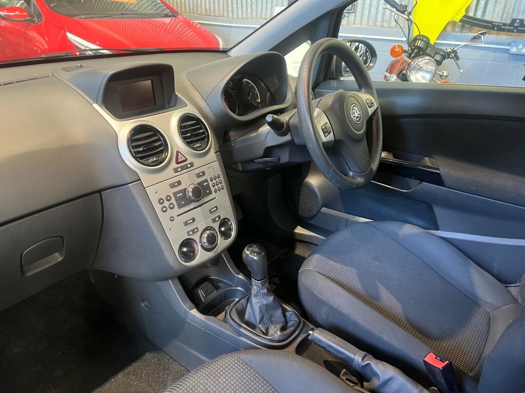 Vauxhall Corsa Limited Edition White #16