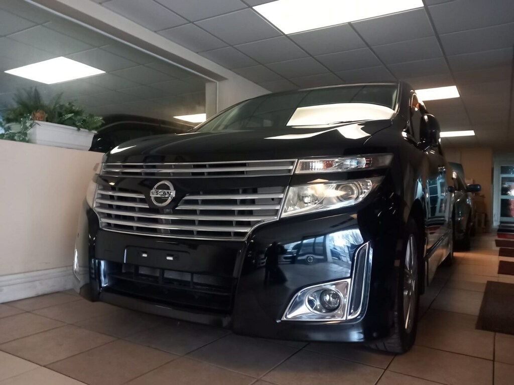 Nissan Elgrand E52 4X4 2.5 CP60NBD Black #2