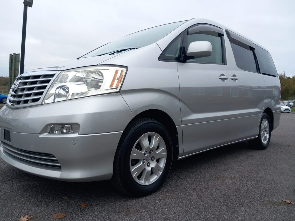 Toyota Alphard 2.4 57K Silver