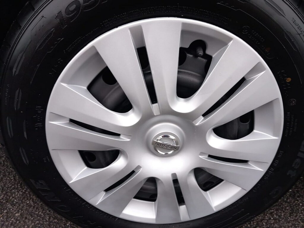 Nissan Serena 2.0 White #6