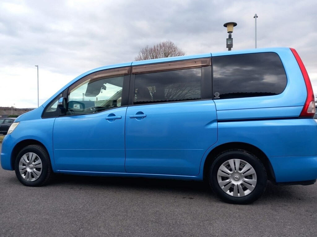 Nissan Serena 2.0 45,000 Miles 45K Blue #4