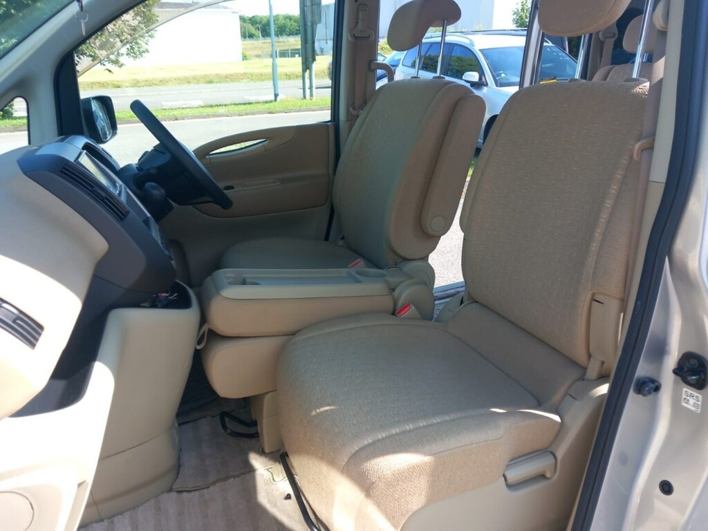Nissan Serena 2.0 Blue #23