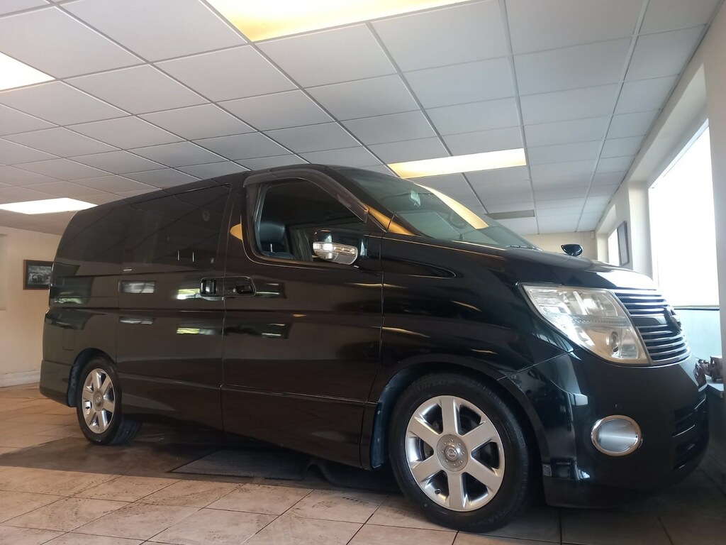 Nissan Elgrand 3.5 42000 Miles 42K Black