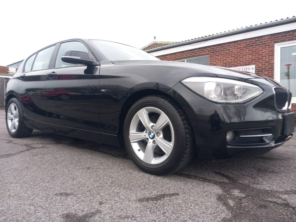 BMW 1 Series 1.6 19,000 Miles Only 19K Black