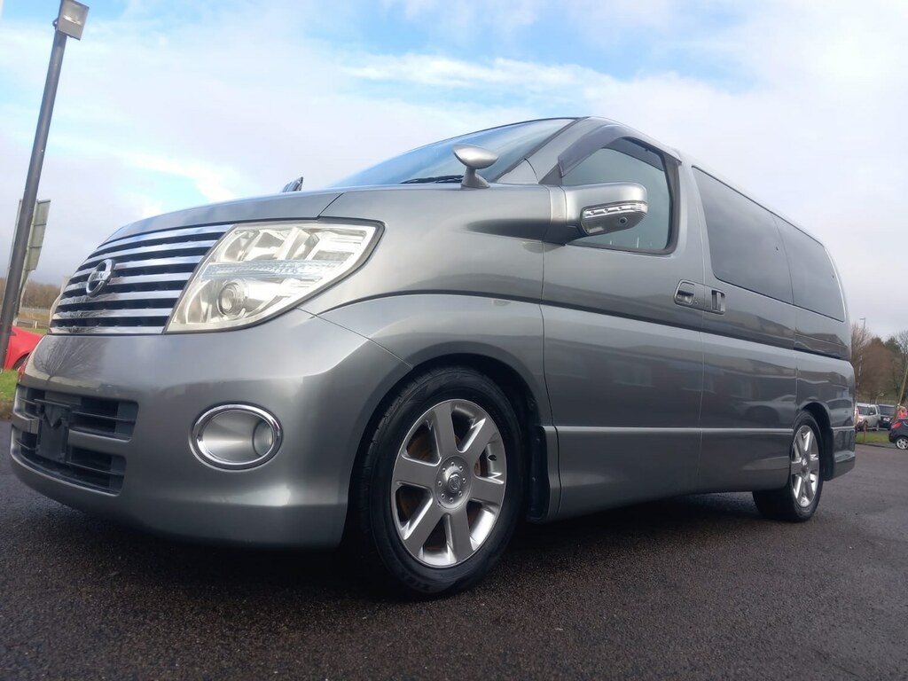 Nissan Elgrand 3.5 60,000 Miles Leather Silver