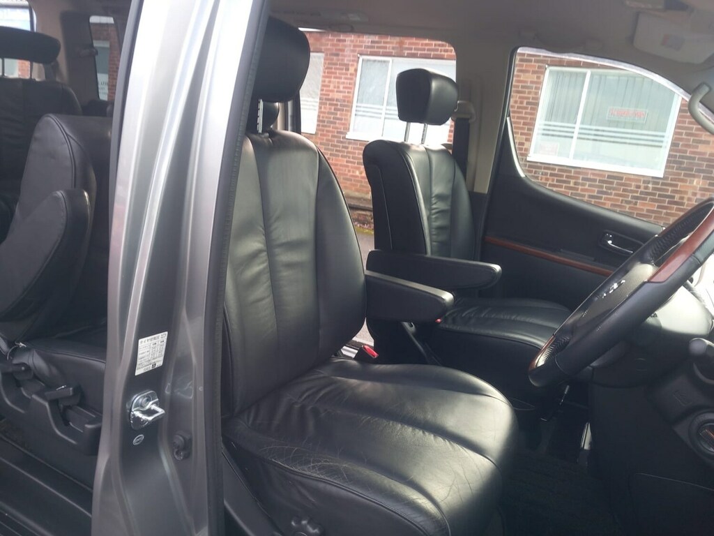 Nissan Elgrand 3.5 60,000 Miles Leather CT07PWX Silver #6