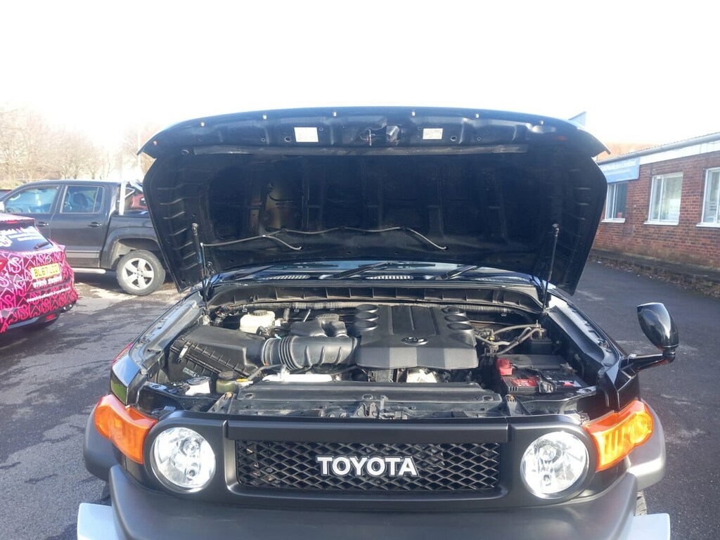 Toyota Land Cruiser 4.0 Black #4