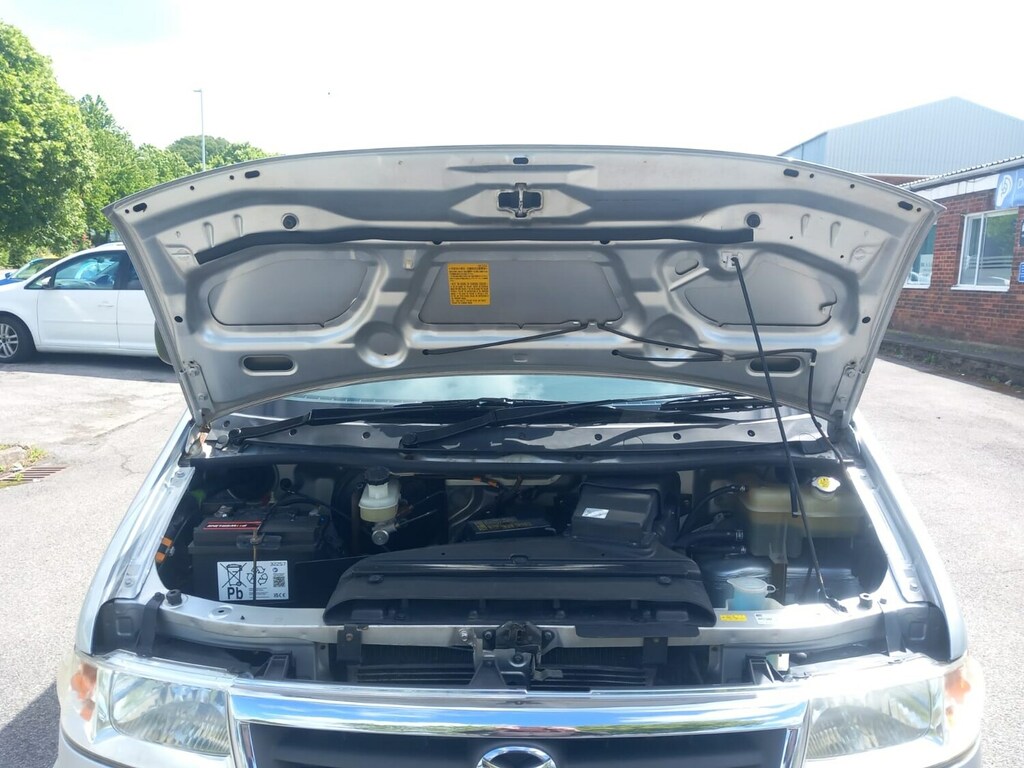 Mazda Bongo 2.5 Black #8