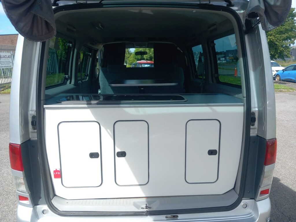 Mazda Bongo 2.5 Black #26