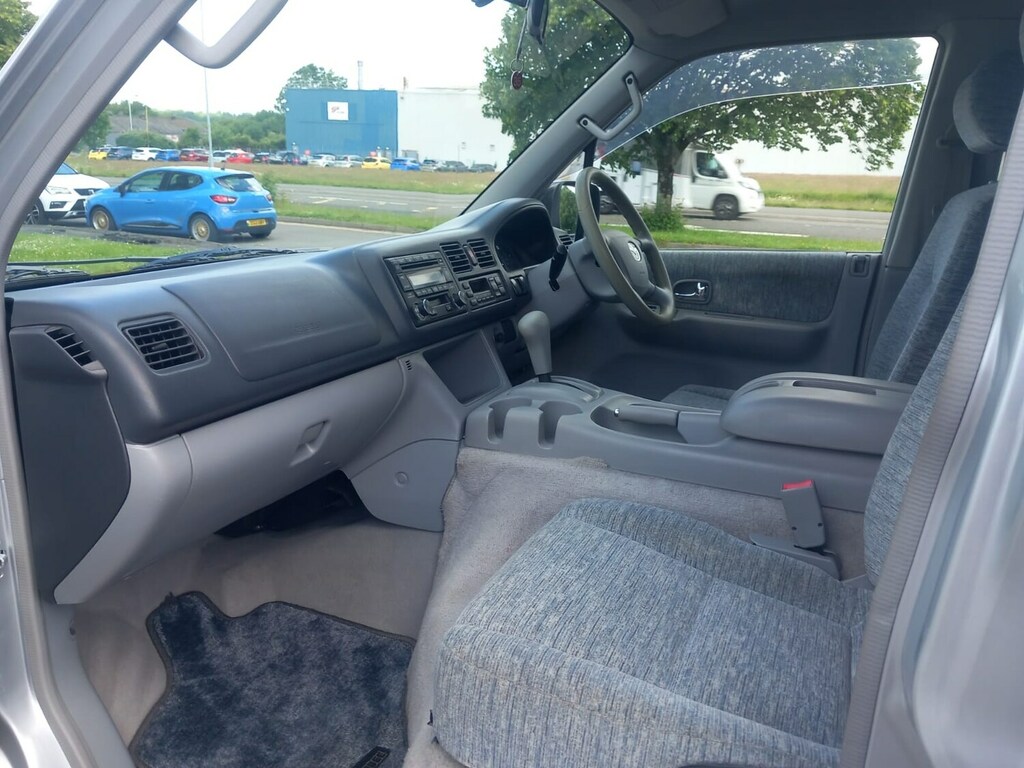 Mazda Bongo 2.5 Black #9