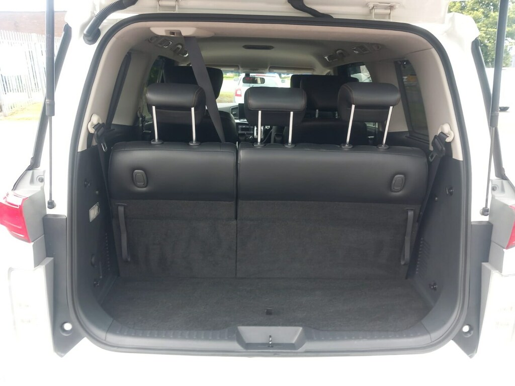 Nissan Elgrand Highway Star 3.5 Black #22