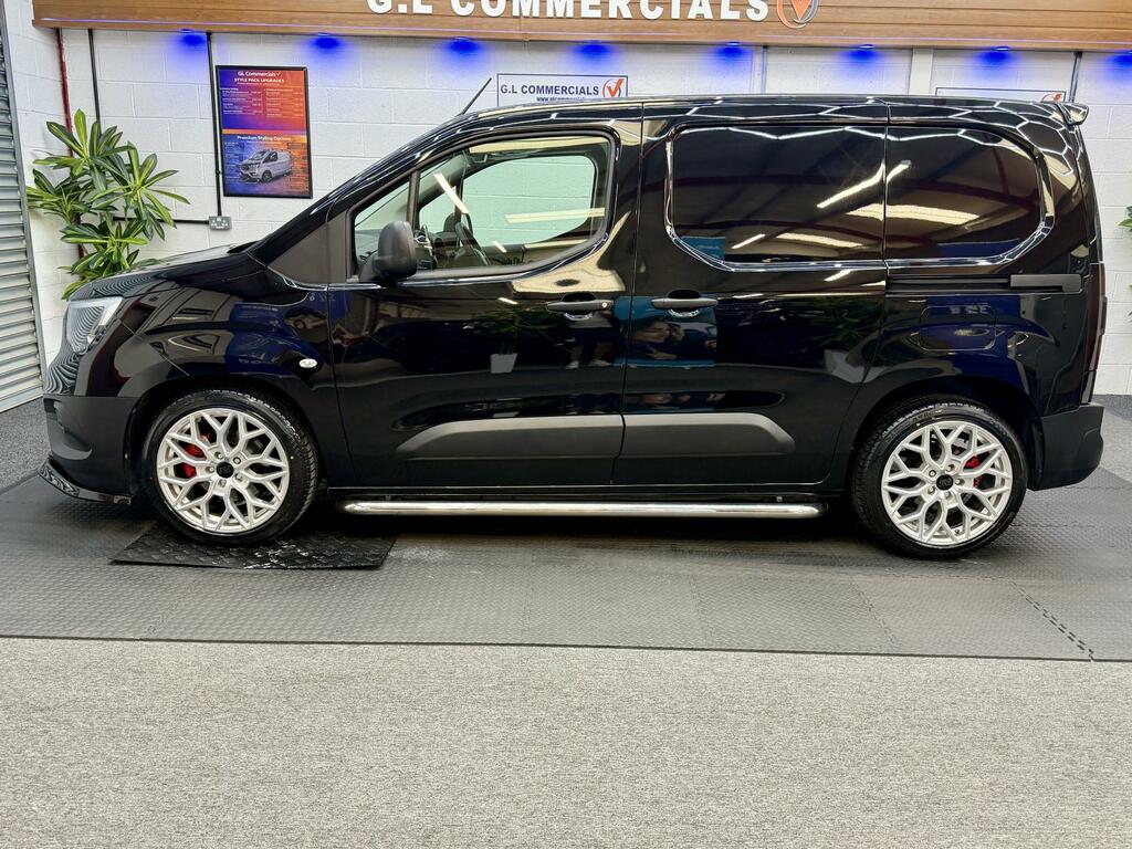Vauxhall Combo 1.5 Turbo D 2300 Prime Panel Van DL72UKJ Black #2