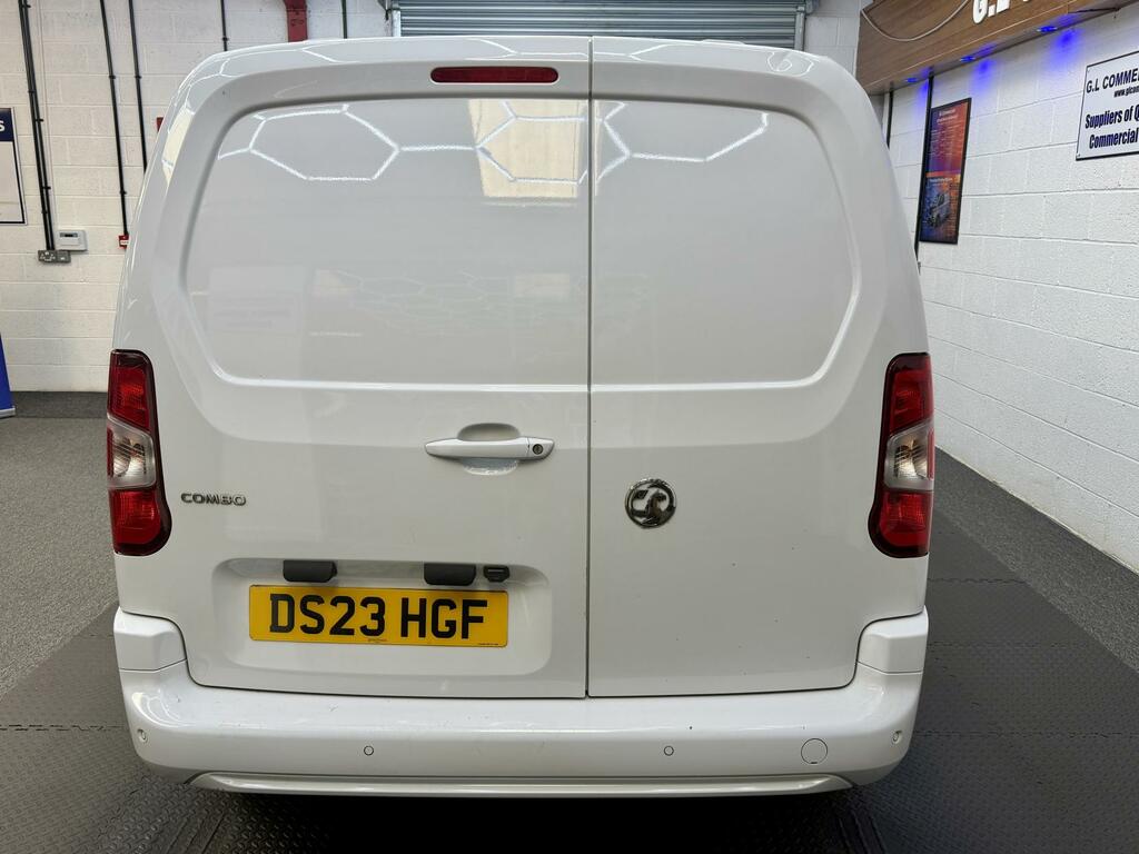 Vauxhall Combo 1.5 Turbo D 2300 Pro Panel Van 6Dr L DS23HGF White #4