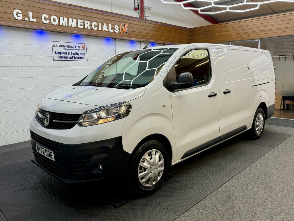 Vauxhall Vivaro 1.5 Turbo D 2900 Dynamic Panel Van 6Dr Manu White