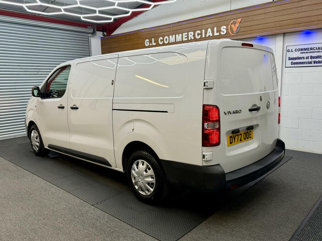 Vauxhall Vivaro 1.5 Turbo D 2900 Dynamic Panel Van 6Dr Manu DY72OOE White #4