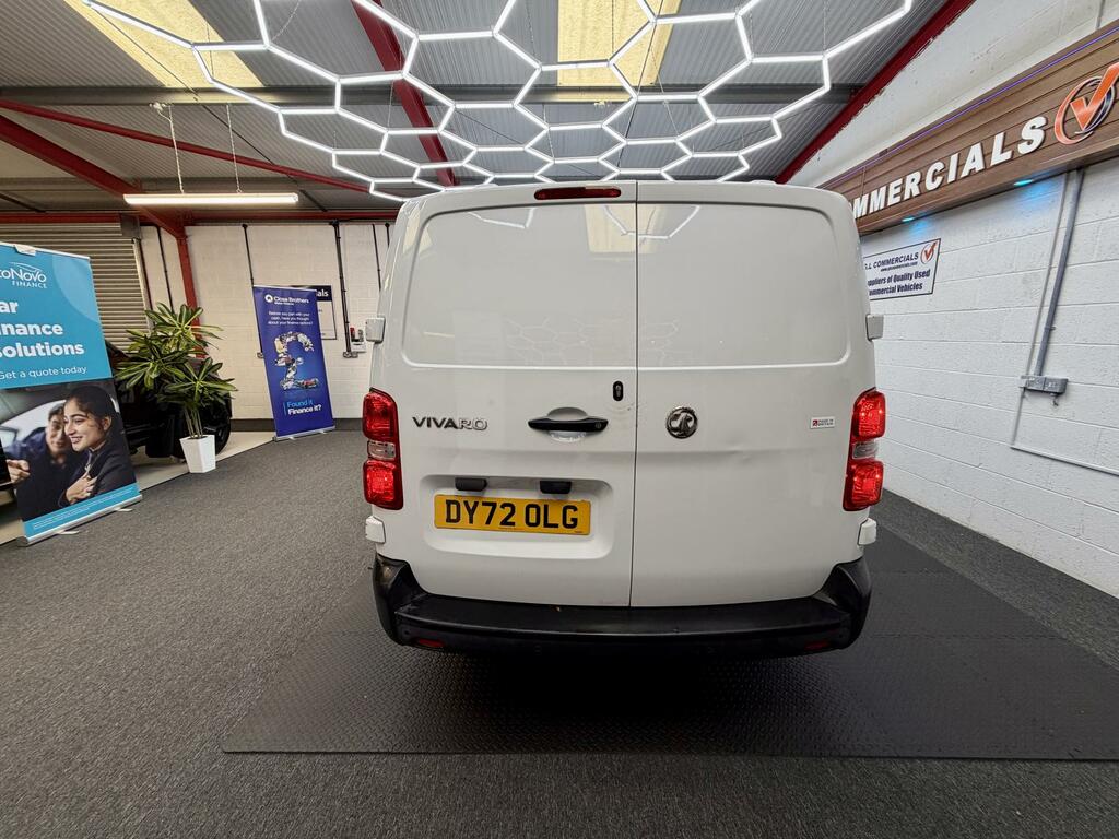Vauxhall Vivaro Dynamic White #5
