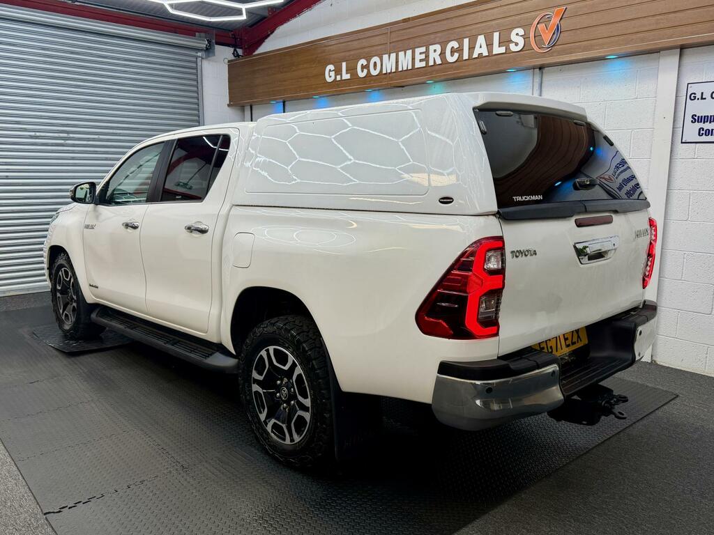 Toyota HILUX 2.4 D-4d Invincible Pickup Double Cab M White #4