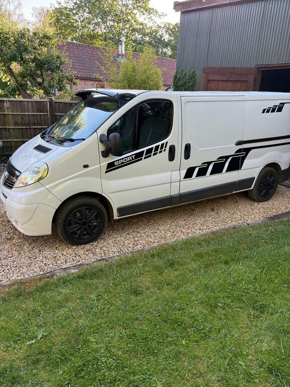 Vauxhall Vivaro Panel Van 2001 - 2014 White