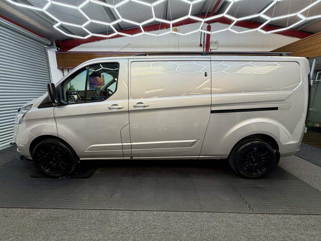 Ford Transit Custom Limited Silver