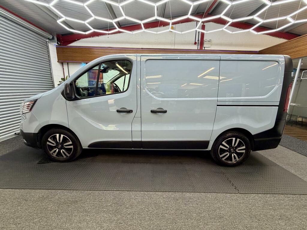 Renault Trafic 2.0 Dci Blue Sl28 Sport Panel Van Manu A023HUJ Blue #2