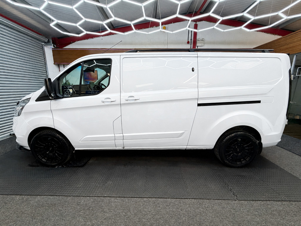 Ford Transit Custom Limited White