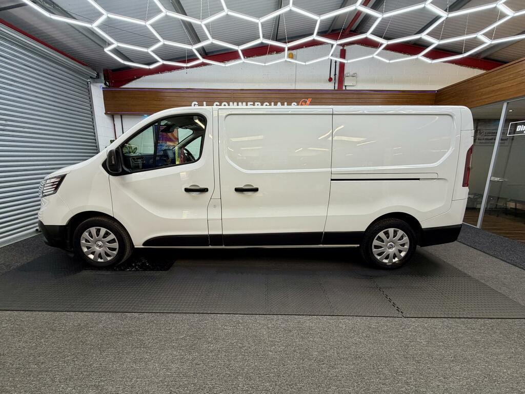 Renault Trafic 2.0 Dci Blue Ll30 Business Panel Van M HN23GHD White #2