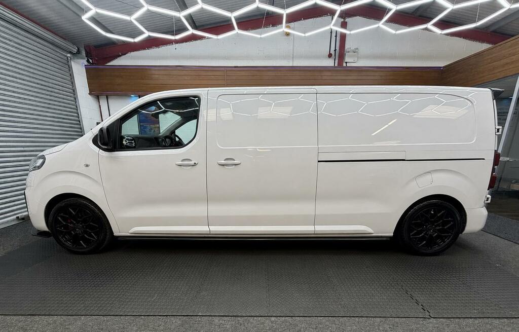 Vauxhall Vivaro Pro White