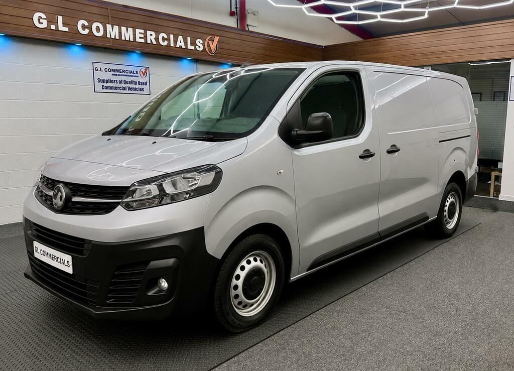 Vauxhall Vivaro Dynamic Grey