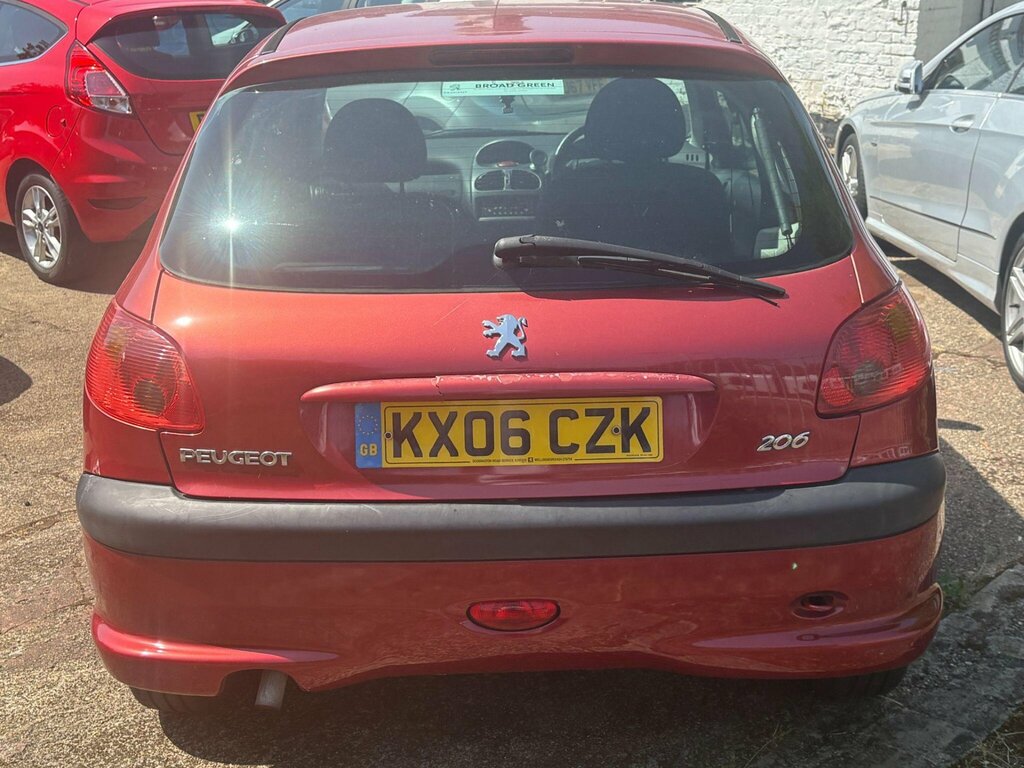 Peugeot 206 1.4 Urban Red #4