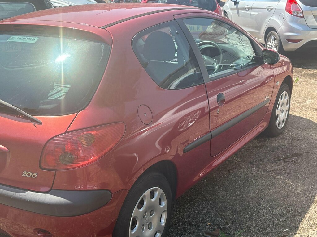Peugeot 206 1.4 Urban Red #5