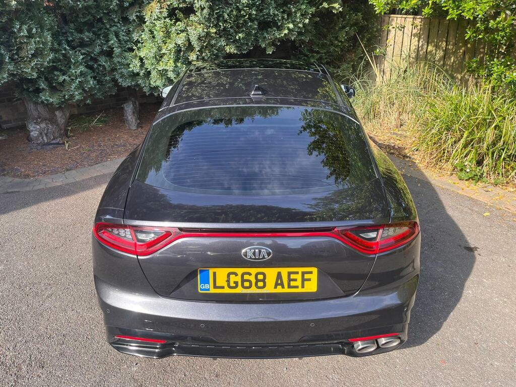 Kia Stinger Saloon Red #11