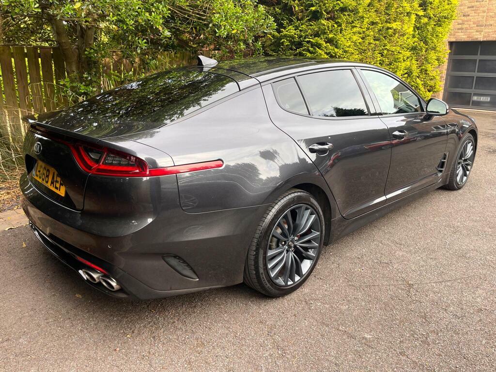 Kia Stinger Saloon Red #13