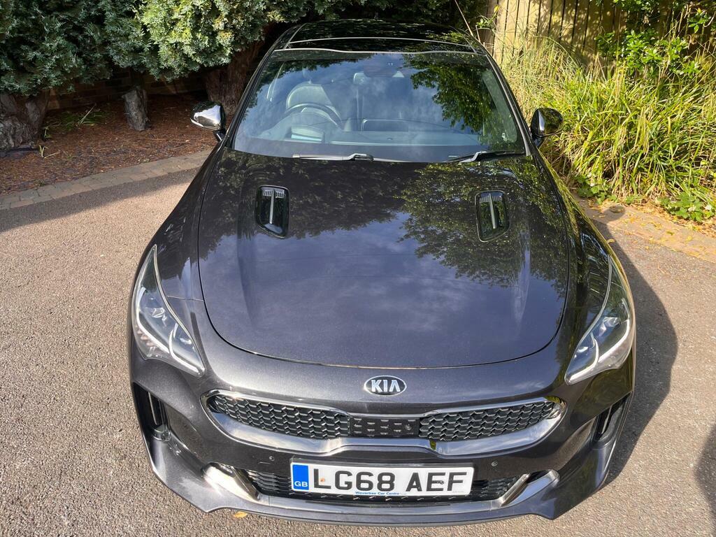 Kia Stinger Saloon Red #21